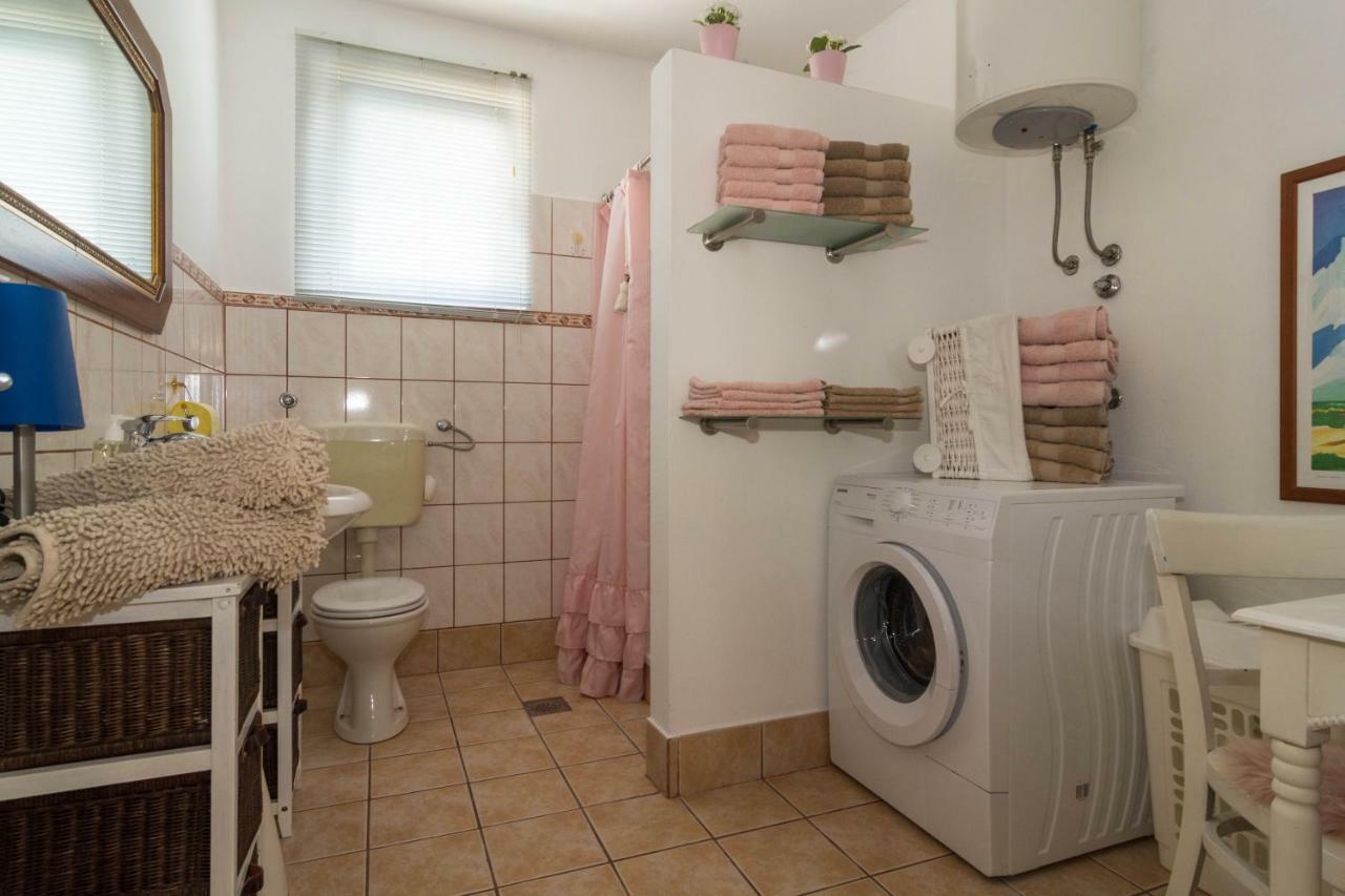 Apartman Felice Starigrad Paklenica Exterior photo